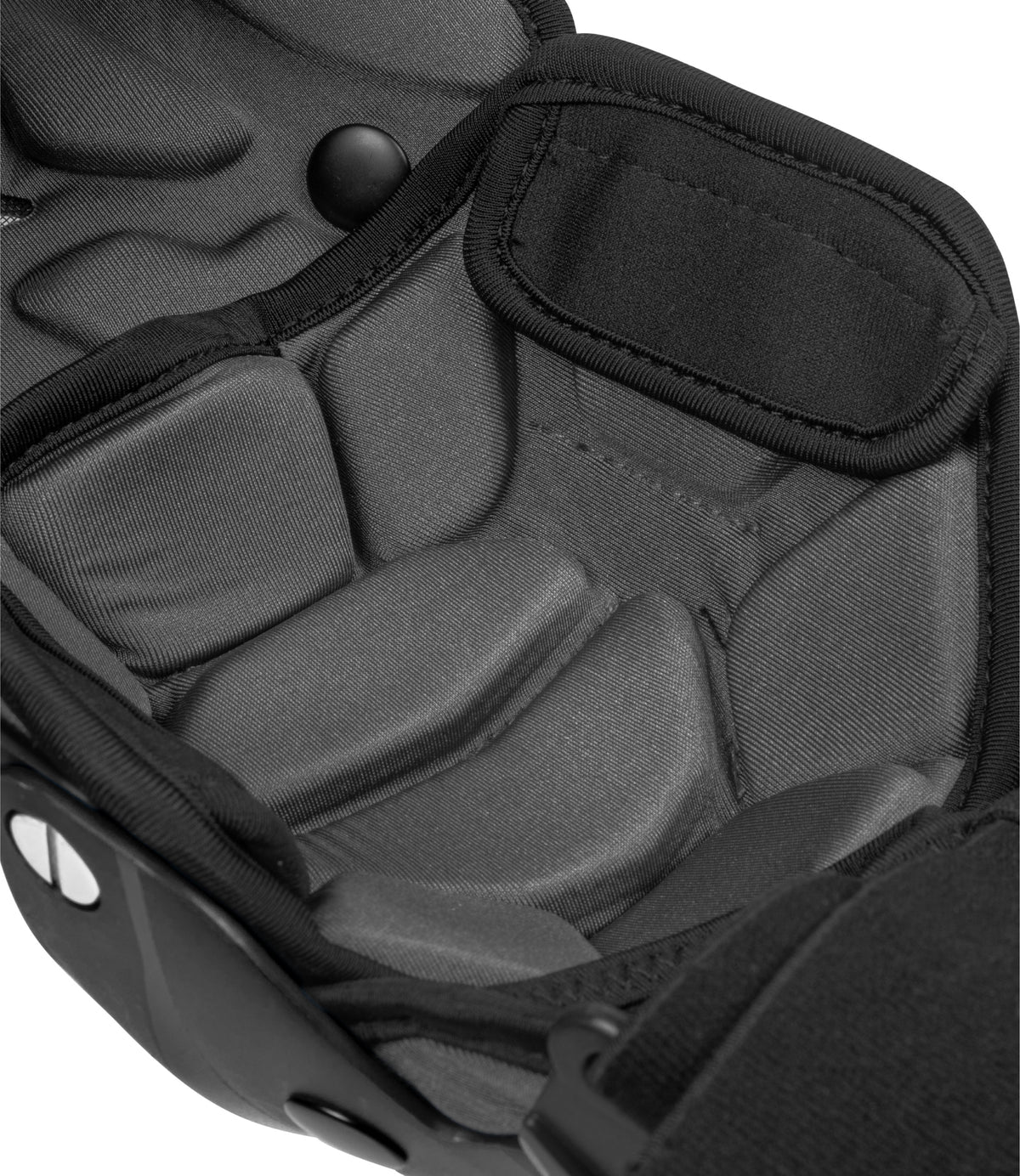 Rynox Bastion Bionic Knee Guards Black Red - Advanced CE Certified Motorcycle Knee Protection, Best Knee Guards in India, Rynox Knee Guards for Indian Bikes, Best Knee Guards for Touring and long road trips, High safety and best quality motorcycle guards for bikes in inda