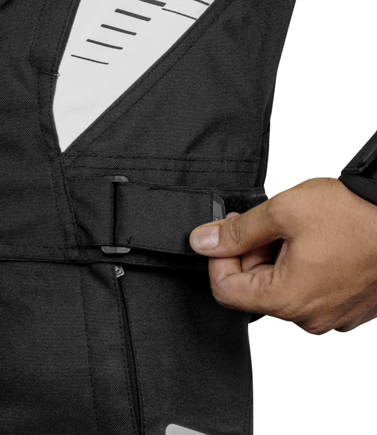 RYNOX Tornado Pro 4 Riding Jacket - CE Level 2 Certified Class A Black White Touring Jacket for Bikes in India, Best Riding Jacket for indian motorcycle for road trips. Best Rynx Riding gear in India.
