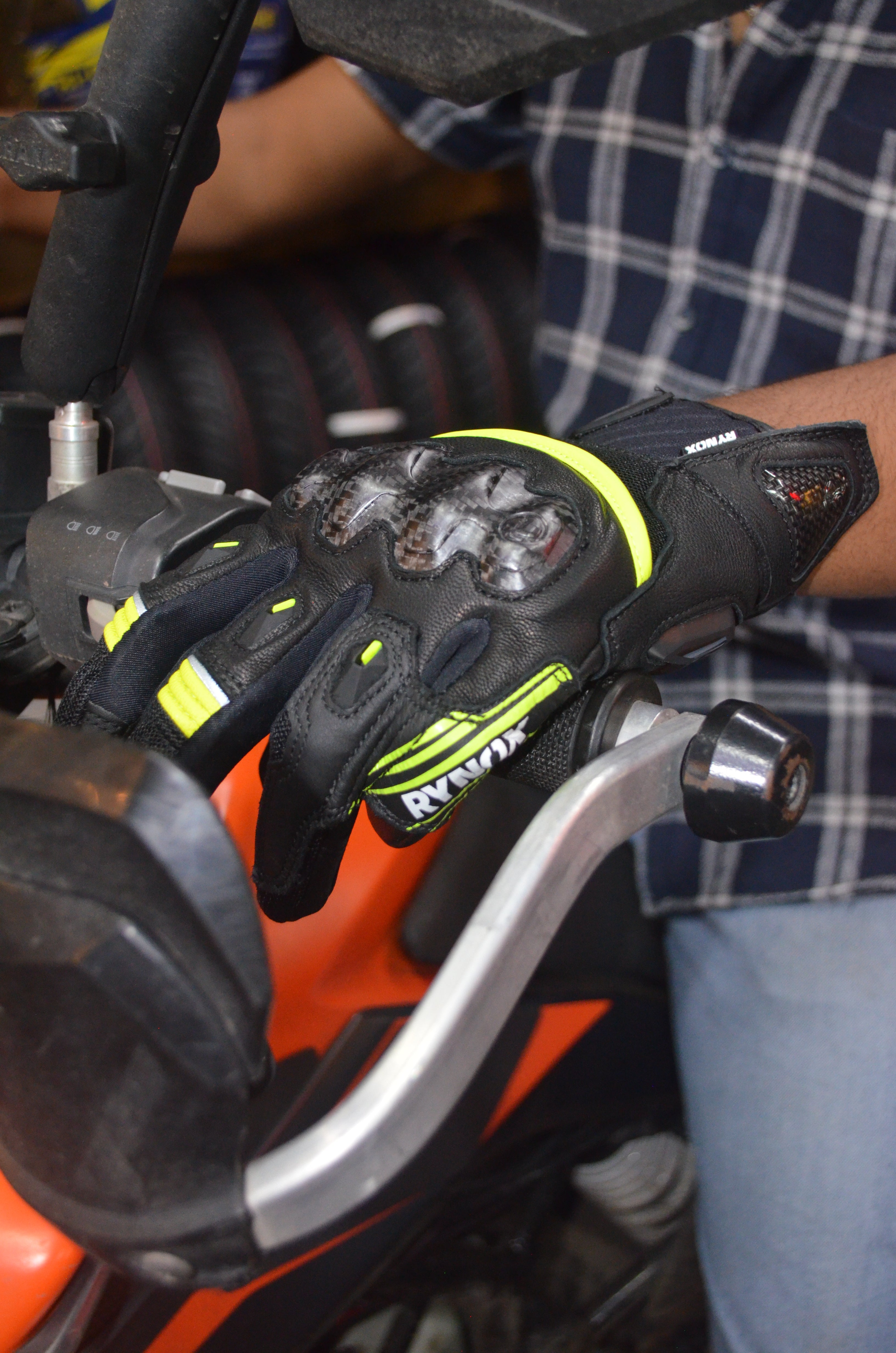 Rynox Tornado Pro 5 Riding Gloves | Leather, D3O Protection & Touchscreen Friendly