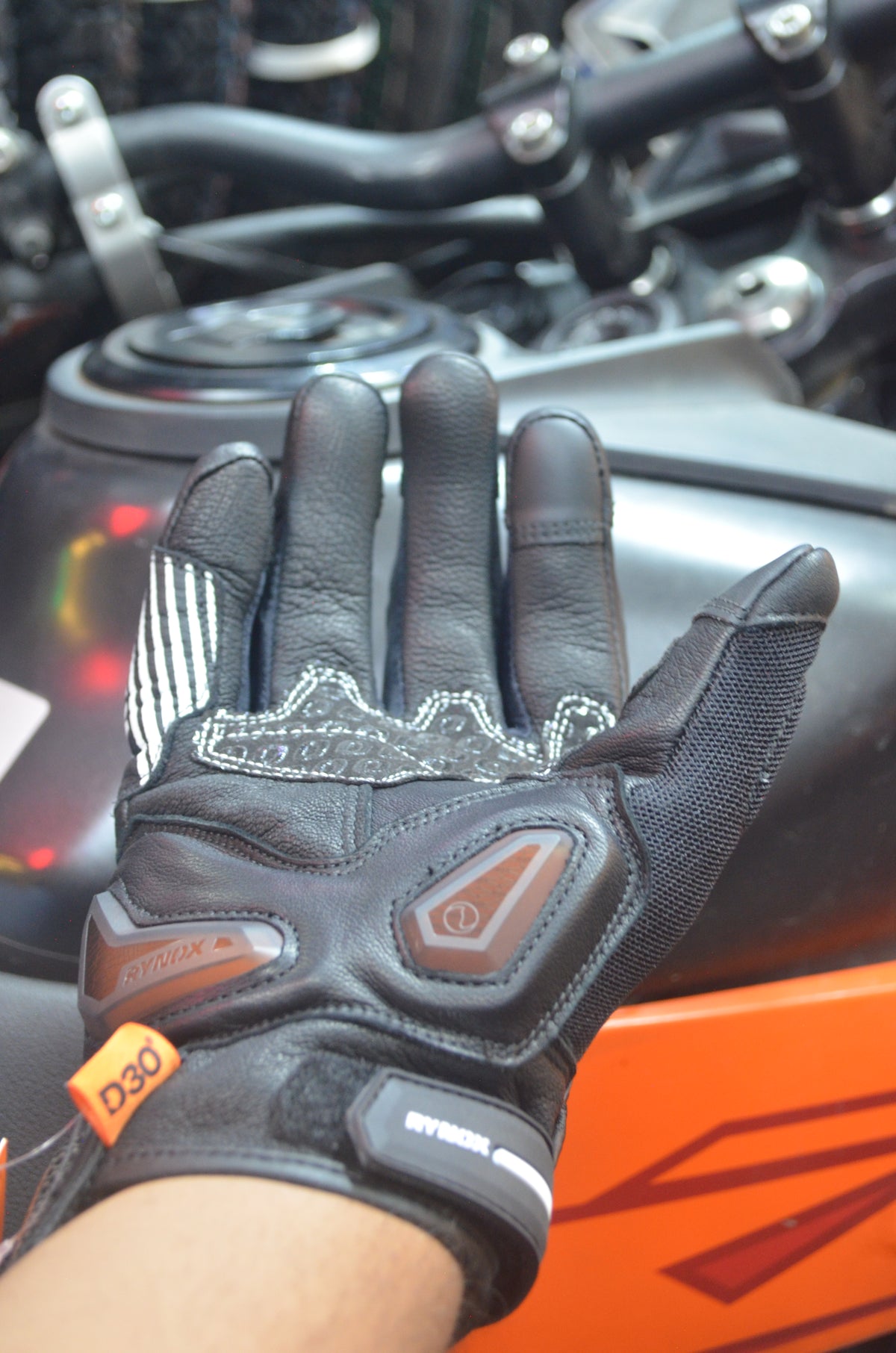 Rynox Tornado Pro 5 Riding Gloves | Leather, D3O Protection & Touchscreen Friendly