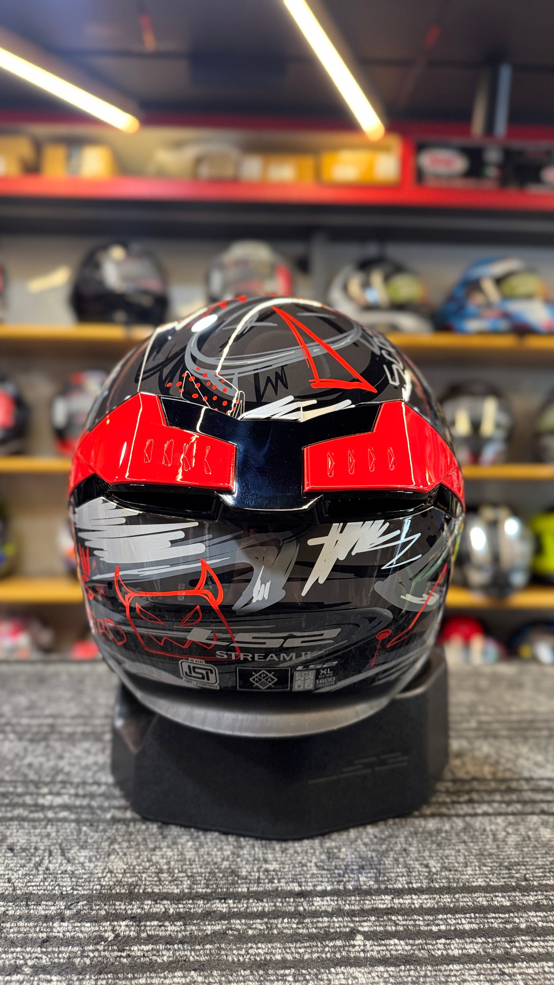 LS2 Full Face Helmet FF320 Stream II Scratches Black Red