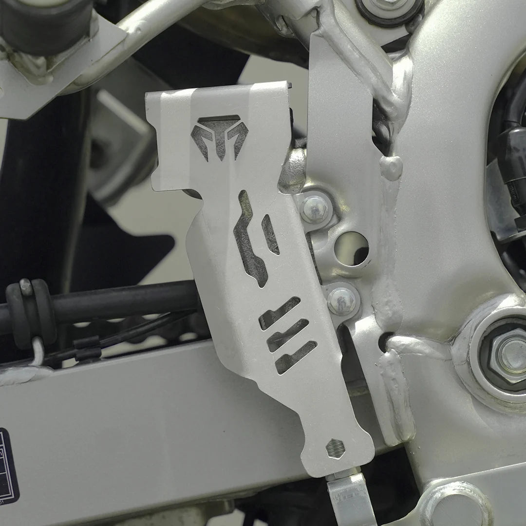 Moto Torque Rear Master Cylinder Guard For Kawasaki KLX CBU - Aluminium