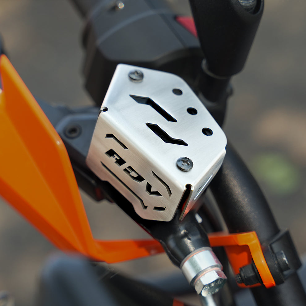 Moto Torque Front Master Cylinder Guard For KTM Adventure 250/390 2025 - Stainless Steel