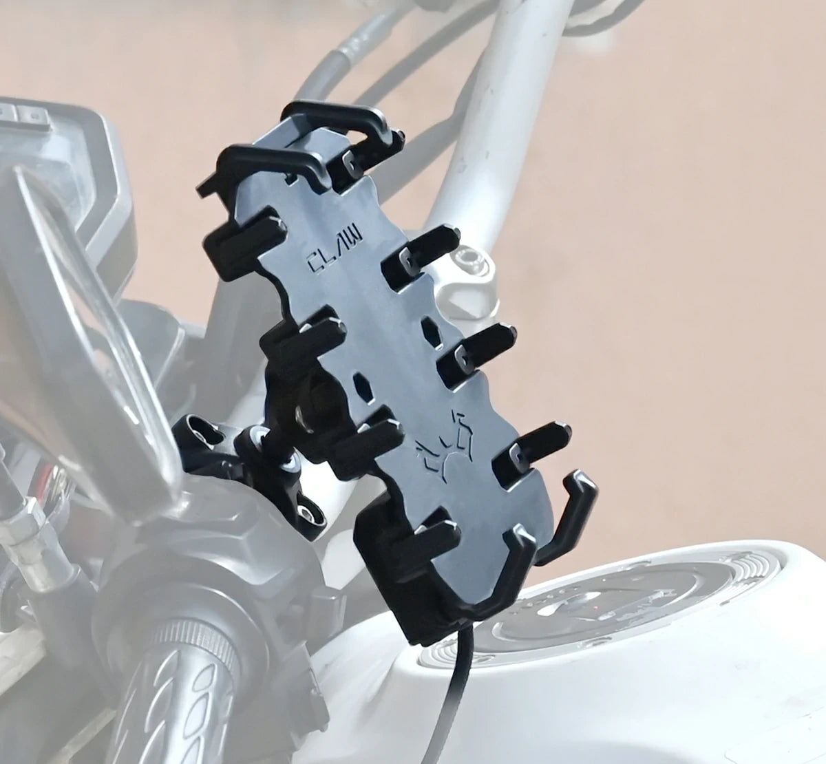 Maddog Mobile Holder Claw