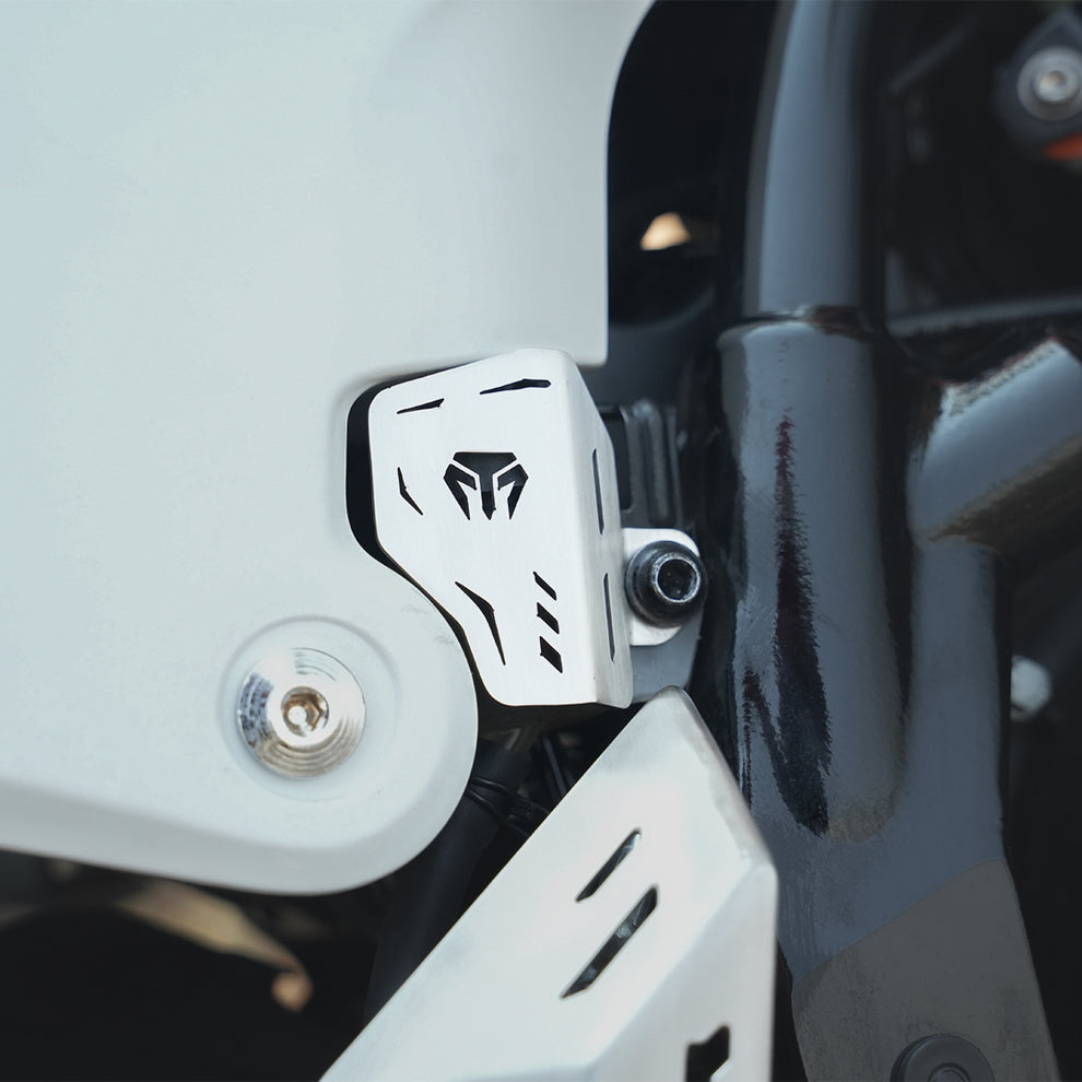 Moto Torque Reservoir Oil Guard For KTM Adventure 250/390 2025 - Stainless Steel